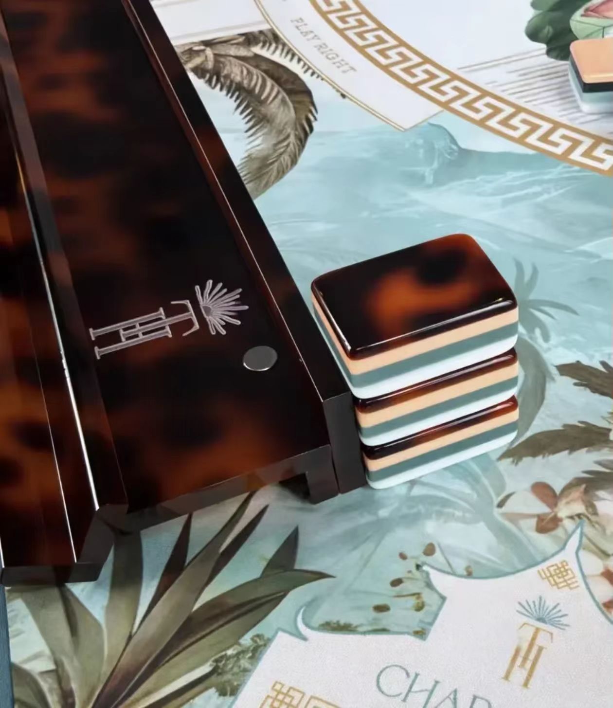 American Mahjong Set – 160 Premium Acrylic Tiles Engraved | Tortoiseshell Back